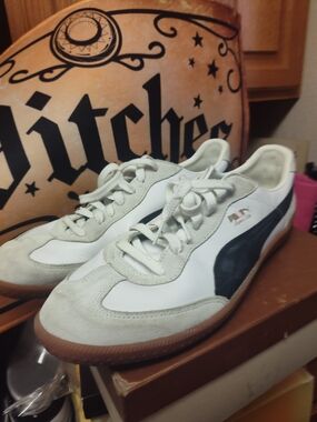 Puma Men's White Sneakers with Black Formstripe and Gum Sole